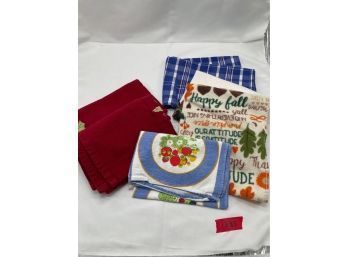 Assorted Cloth Napkins And Dish Towels
