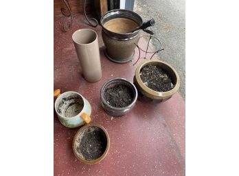 Assorted Planter Pots In Ceramic & Stoneware