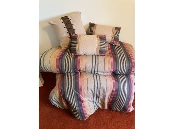King Comforter And Matching Pillow Lot