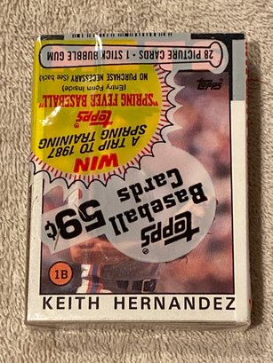 1986 Topps Cello Pack With Keith Hernandez And Gary Carter Showing
