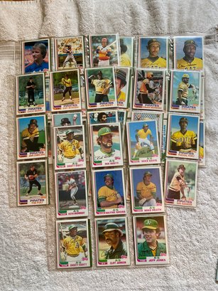 1982 Topps Baseball Card Lot Of 90 In Sheets
