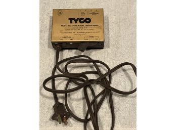 Tyco Transformers 1 - 899 V