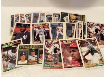 Topps 1992 Assorted Baseball Cards 40 Plus