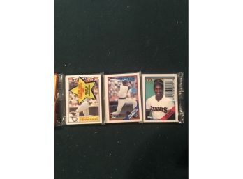 1988 Topps Baseball Card Rak Pak Pack  Andre Dawson Showing!!