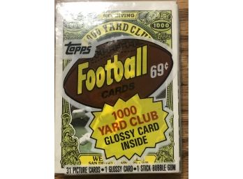 Unopened 1986 Topps Football Cello Pack With HOF Walter Payton Showing On Back!
