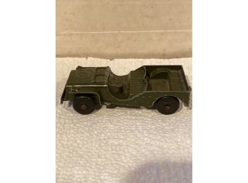 VINTAGE TOOTSIE TOY ARMY JEEP MADE IN CHICAGO U.S.A.