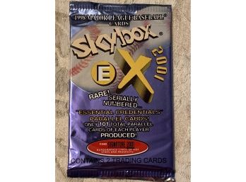 1998 Skybox EX 2001 HOBBY Pack (Derek Jeter Ken Griffey Credentials Now Auto)?