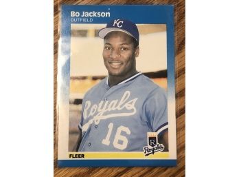 1987 Fleer Bo Jackson Rookie Card!