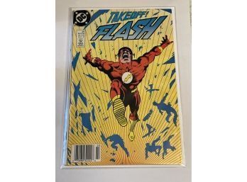 DC Comics Flash #24 Bagged And Boarded