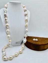 26' Freshwater Pearl Necklace With A Pair Of 10mm Pearl Earrings