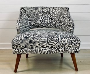Black, White & Gray Upholstered Club Chair With Wood Legs