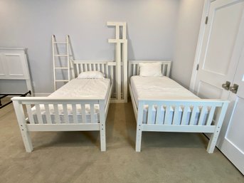 Pair Of White Twin Beds That Can Be Made Into Bunk Bed