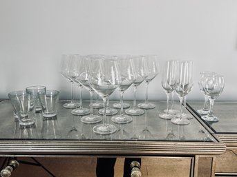 Collection Of Unsigned Glassware & Accessories