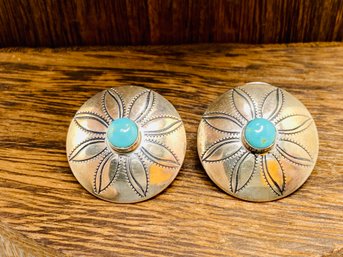 Southwest Style Round Cabochon Sleeping Beauty Turquoise Leaf Pattern Sterling Silver Earrings