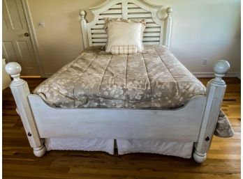 Cream Painted Wood Queen Bed With Sealy Hallbrook Backsaver Plush Mattress