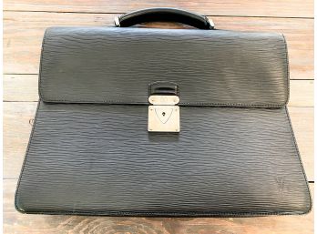 Louis Vuitton Epi Robusto 1 Compartment Briefcase In Black Leather With Silver Tone Hardware