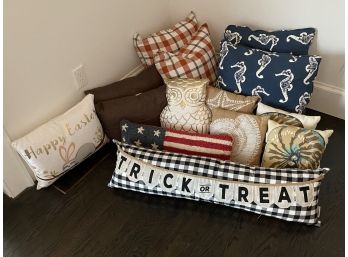 Lot Of 13 Decorative Throw Pillows