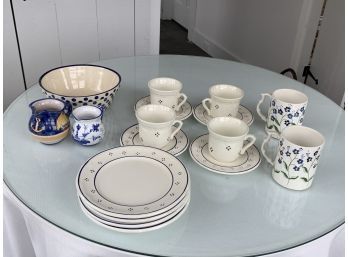 Lot Of Blue And Cream Ceramic Dishes - Quadrafoglio, Specia