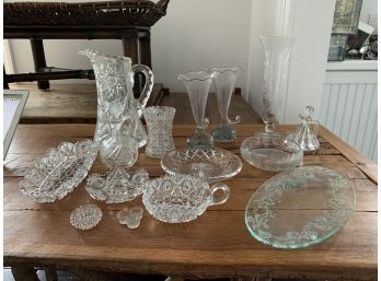 Collection Of 15 Pieces Of Cut Glass, Etched Glass And Blown Glass - Various Sizes