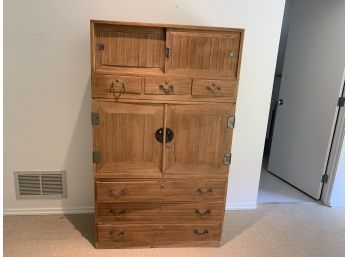 Set Of 3 Tonsu Chest On Chests - 2 Doors, 2 Sliding Doors And 6 Drawers