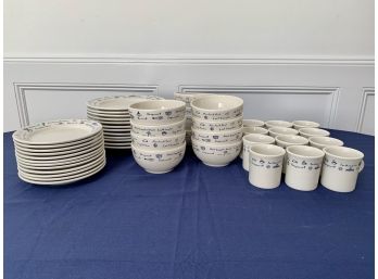 Set Of Homer Laughlin China Made Exclusively For Fishs Eddy - Hamptons Theme