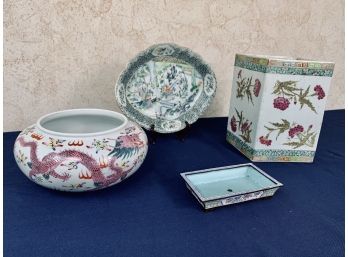 Collection Of Chinese Export Pieces