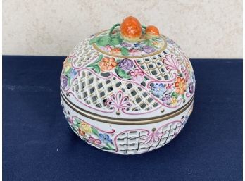 Hand Painted Herend Porcelain Covered Round Candy Dish