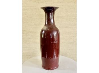 Oriental Oxblood Ceramic Vase With Classic Trumpet Spout And Tapered Body