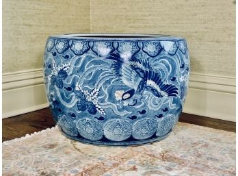 Chinese Export Blue And White Porcelain Planter