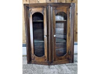Antique Display Cabinet With 2 Glass Doors