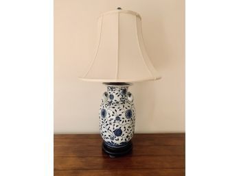 Single Blue And White Ceramic Table Lamp