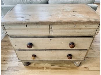 Antique Pine Chest Of Drawers - 4 Drawers - Keys Missing