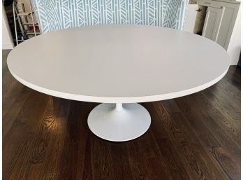 White Round Formica Dining Table On Pedestal