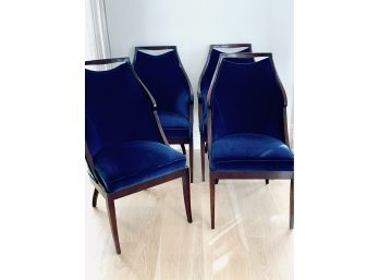 Set Of 4 Blue Velvet Chairs With Wood Frame And Pattern Back