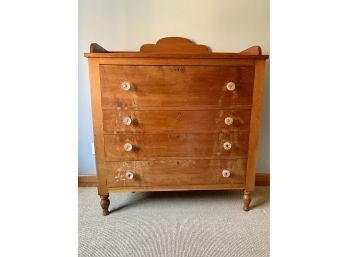 Antique 4 Drawer Chest Of Drawers With Glass Knobs