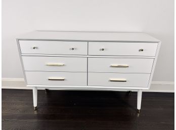 White Safavieh Madden 6 Drawer Dresser With Brass Pulls