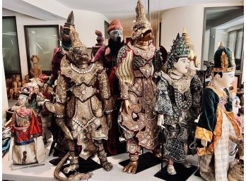 Collection Of Antique Chinese Theatre/opera Hand Puppets On Stands