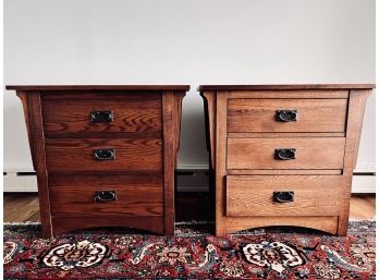 Pair Of Oak Mission Style Bedside Tables - Padean - 3 Drawer