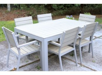 Wood And Aluminum Patio Dining Table And Chairs
