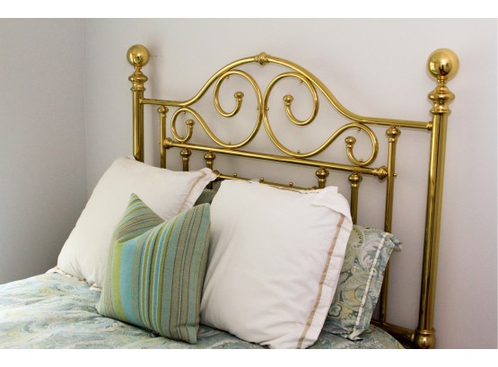 Lovely Brass Queen Bed