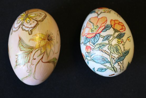 Pair Nicely Hand Painted Blown Out Large Duck Eggs