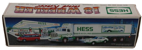 1992 Hess 18 Wheel Truck & Racer In Original Box