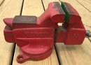 CRAFTSMAN Screw Down Table Top Red Vise With Felt Grips, Model No 506-51801, 10.5' X 6' X 6'