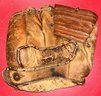 4 Pcs Vintage Leather Baseball Gloves, Mac Gregor, Wilson And Others