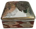 Antique Early 20thC Chinese Export Porcelain Trinket Box, Signature Cartouche On Obverse, 5' X 4' X 2'