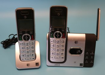 Telephone Answering System With 2 Portable Phones
