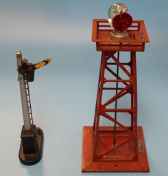 Lionel Accessories - Beacon Tower And Semaphore