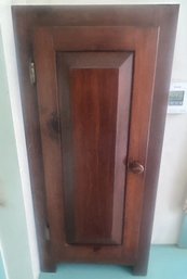 Vintage Well Made Single Paneled Door Medicine Cabinet, 3-Interior Shelves, Free Standing Or Wall Hung