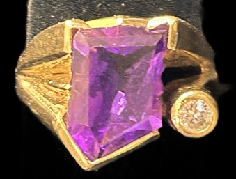 Vintage Estate 14K Fancy Cut 2.40 Cwt Amethyst And 3mm Diamond Ring, Total Weight 8.58 Dwt