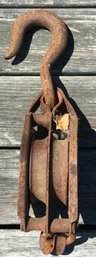 Antique Cast Iron Pully With Great Barn Patina Rust